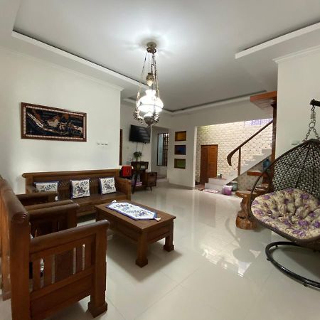 Rengganis Homestay Yogyakarta Exteriér fotografie